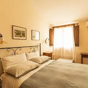  Alloggio per agriturismo Il Giglio